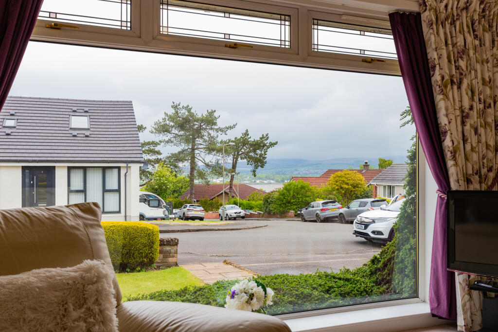 House in Langbank, Renfrewshire - View 4