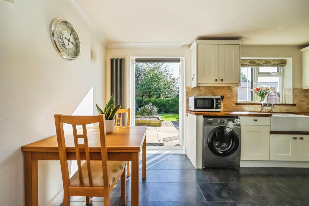 House in Ashfield, Hucknall - View 4
