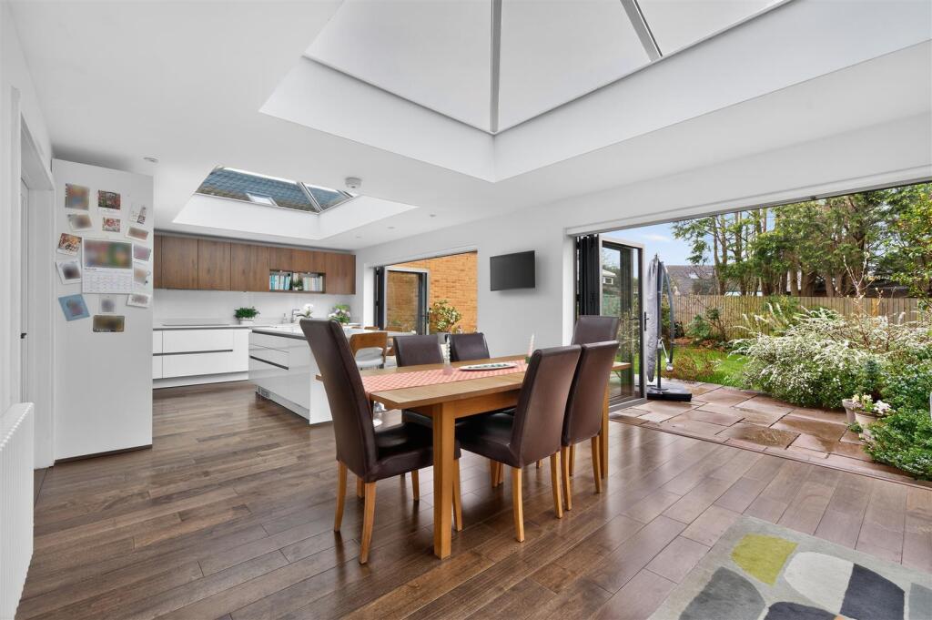 Main image of property: Stunning detached contemporary home in prime Failand position