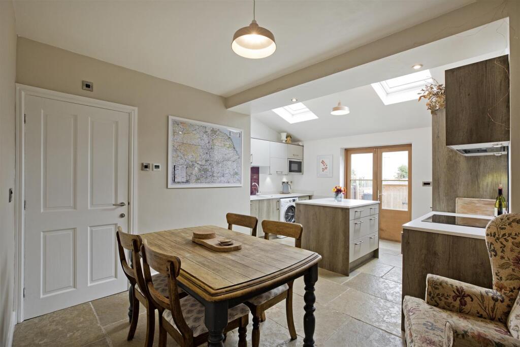 House in York - View 4