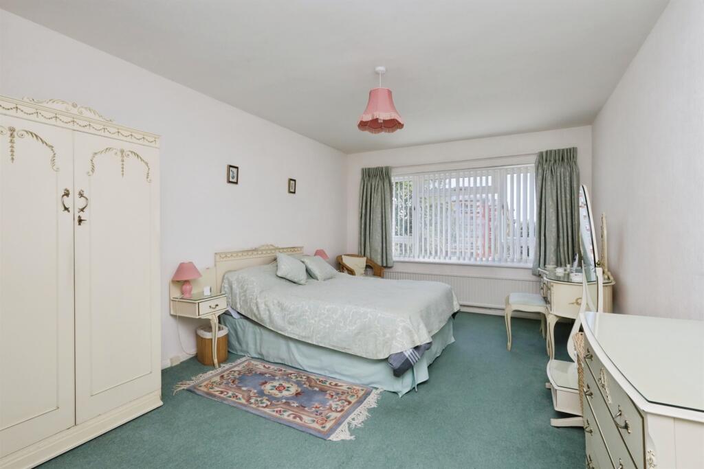 Apartment in Brighton - View 5