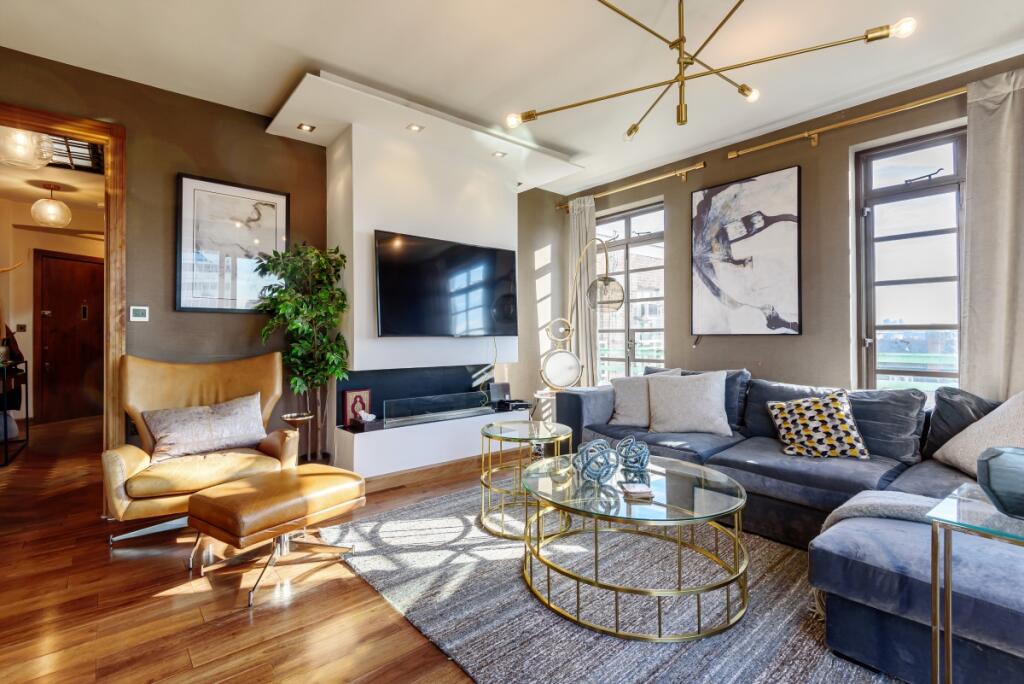 Main image of property: Gloucester Place, London, NW1