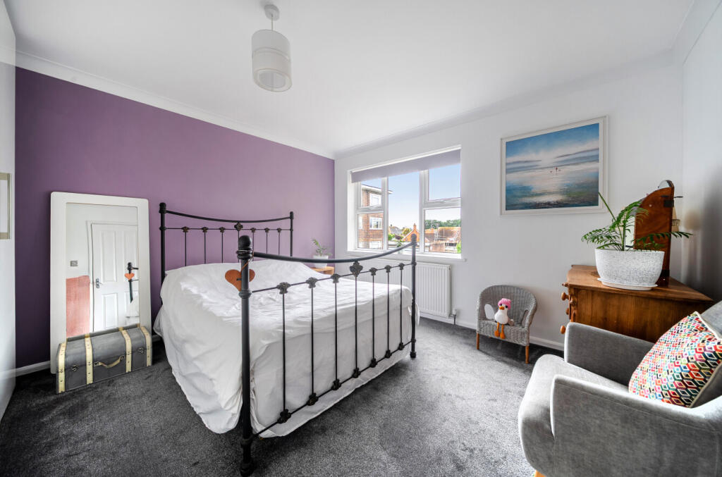 Apartment in Brighton - More