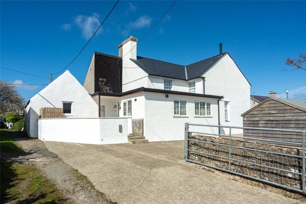 Main image of property: Tyn-y-Gongl, Isle of Anglesey, LL74
