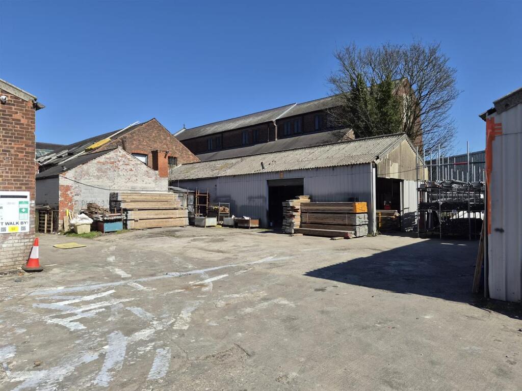 Main image of property: Yard & Units R/O Mayfield House, Sculcoates Lane, Hull, HU5 1EE