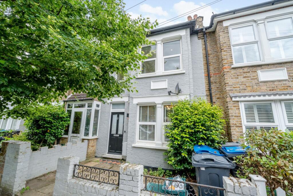 Main image of property: Vernon Avenue, Raynes Park, London, SW20