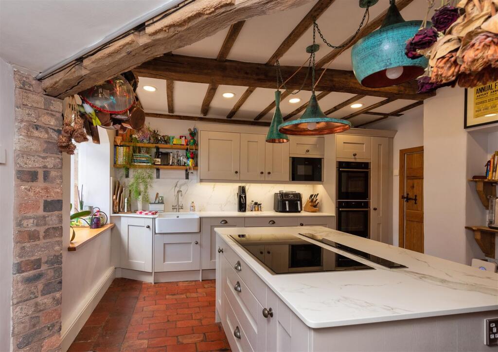 House in Wolverhampton - View 4
