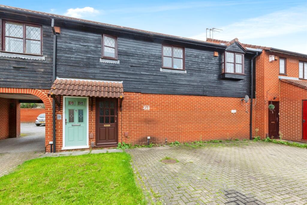 Main image of property: Flamborough Spur, Slough