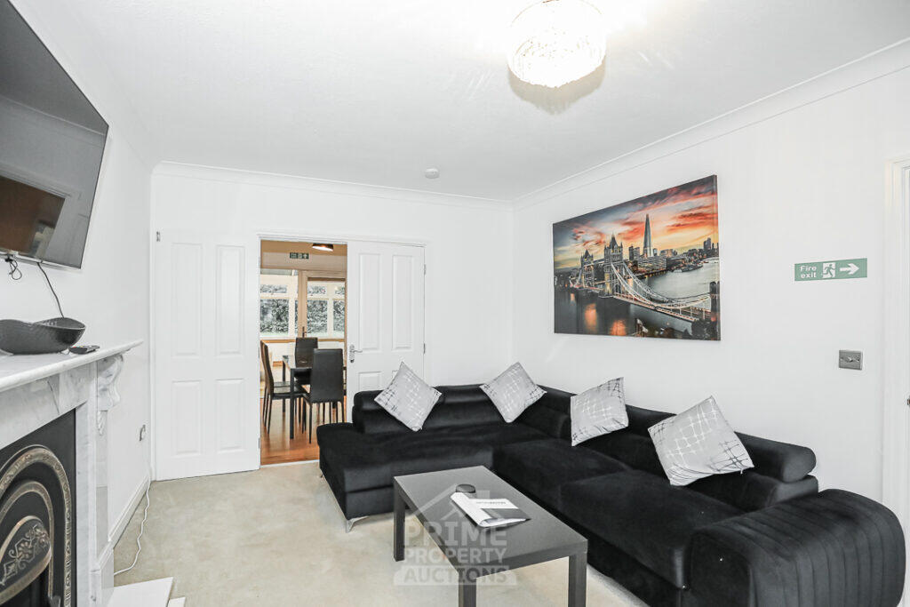 House in Edinburgh - View 2
