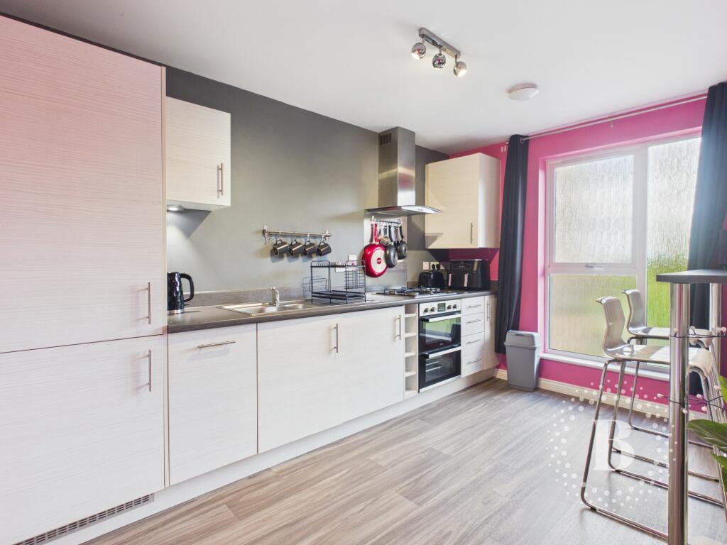Parkside Crescent, Ketley, Telford, TF1 photo 2
