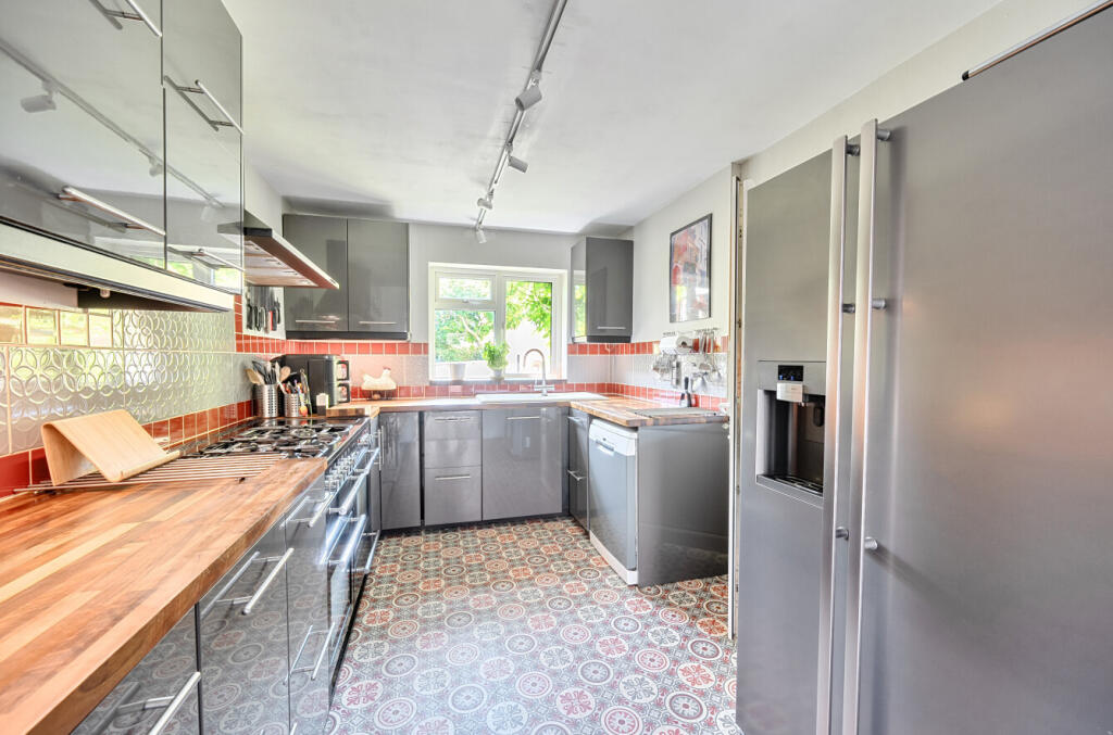 House in Southampton - View 3