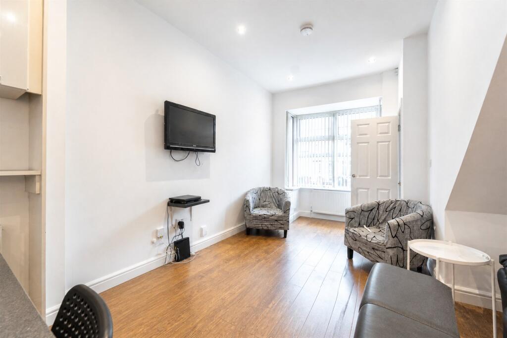 House in Birmingham, Selly Park - View 4