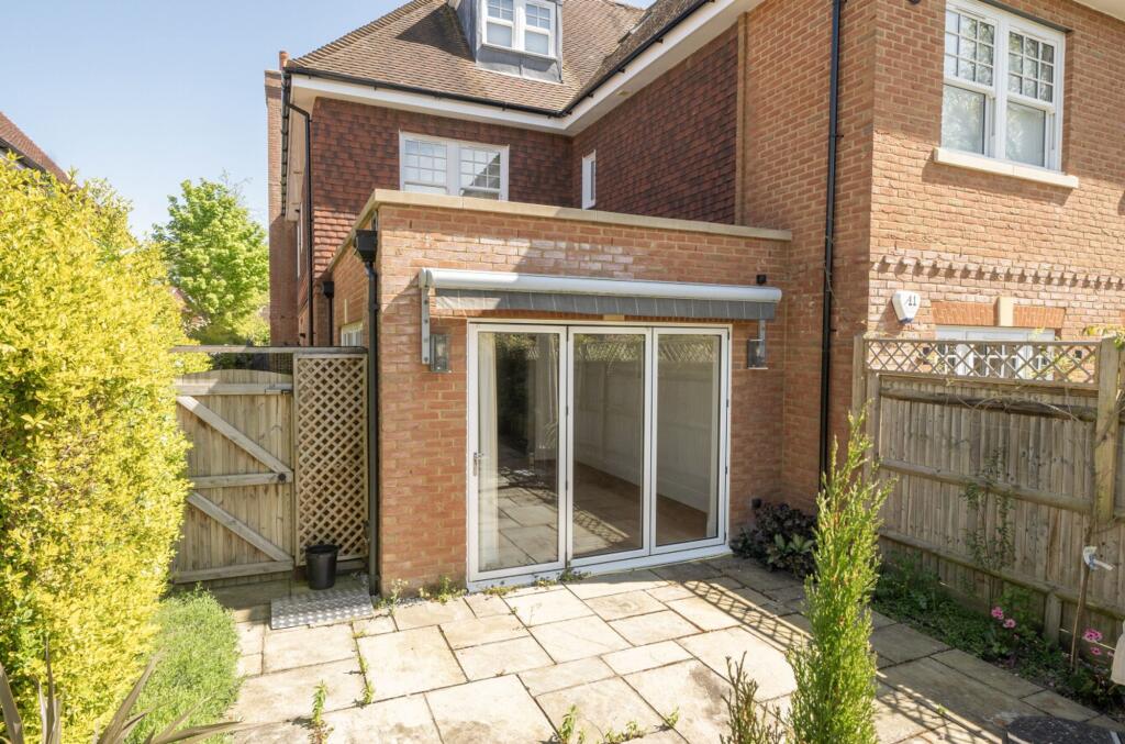 Apartment in Chichester - View 4