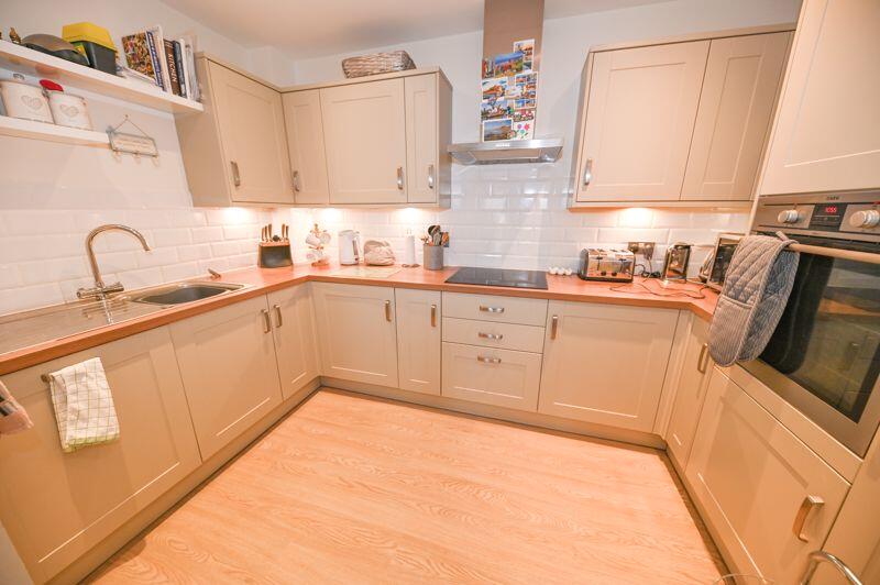 Darnel Road, Waterlooville - View 5