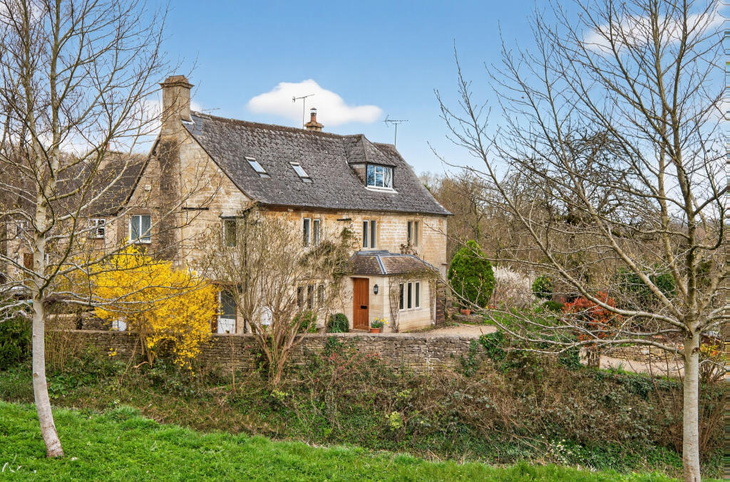 Main image of property: Old Neighbourhood, Chalford, GL6
