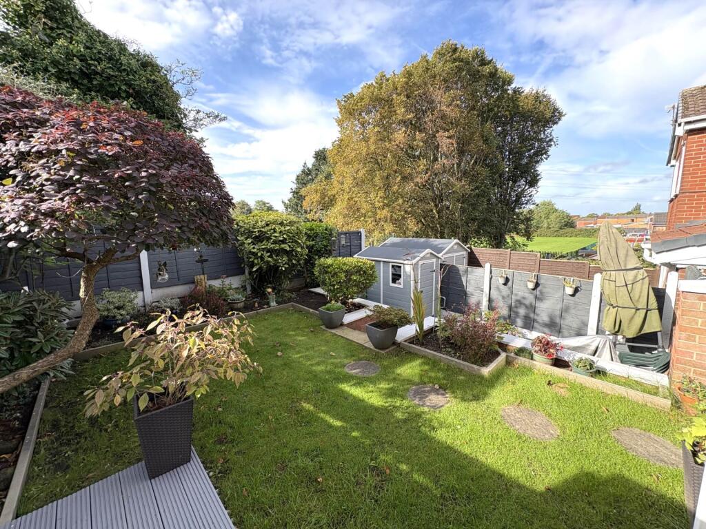 House in Oldham - View 2