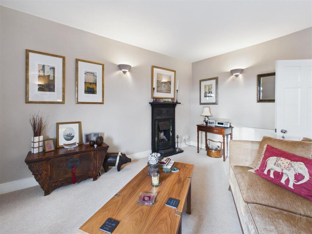 Apartment in Bath - View 3
