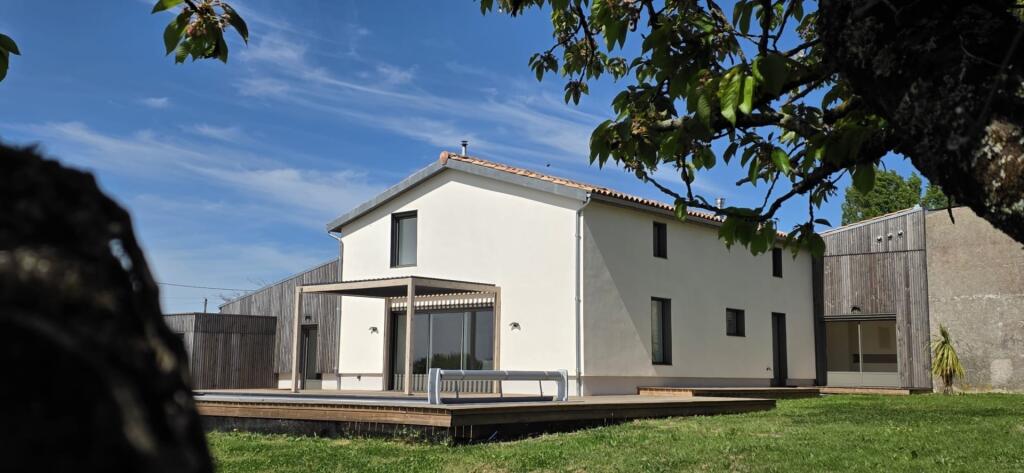 Main image of property: 17120 epargnes