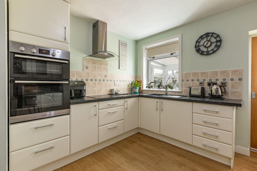 Kirkview, Woodend Road, Ettrickbridge, Selkirk, TD7 5JN photo 3