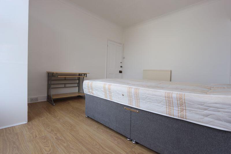 House in London, Archway - View 3