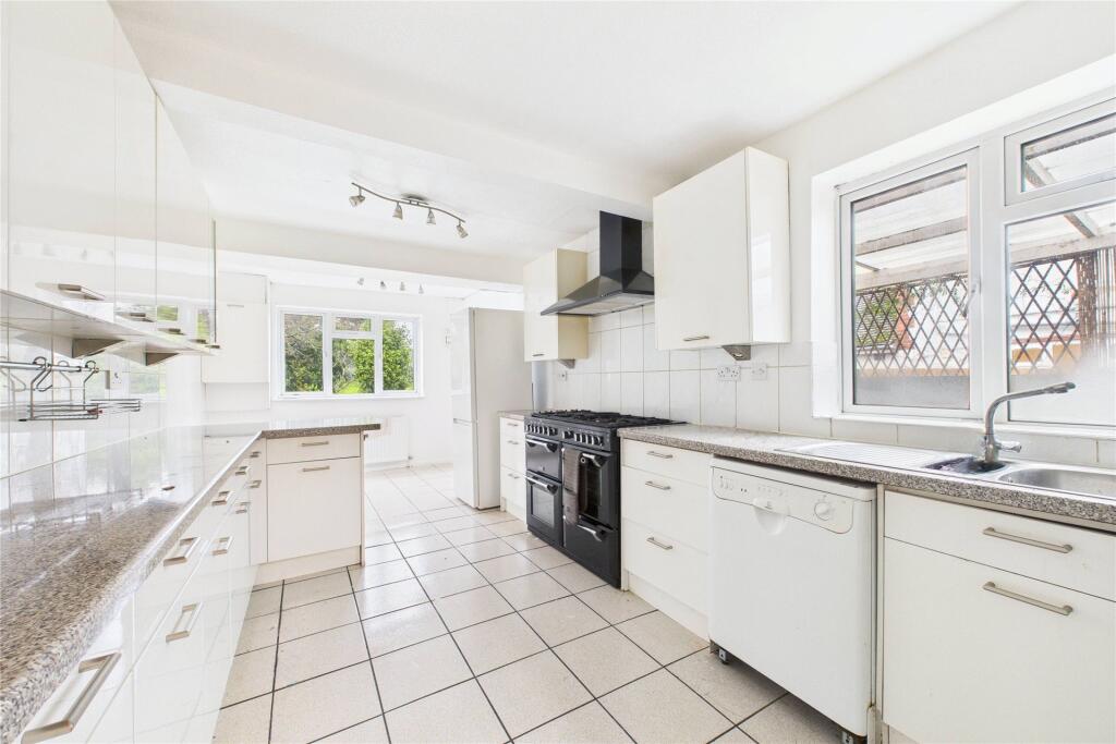 Main image of property: Wokingham Road, Earley, Reading, Berkshire, RG6