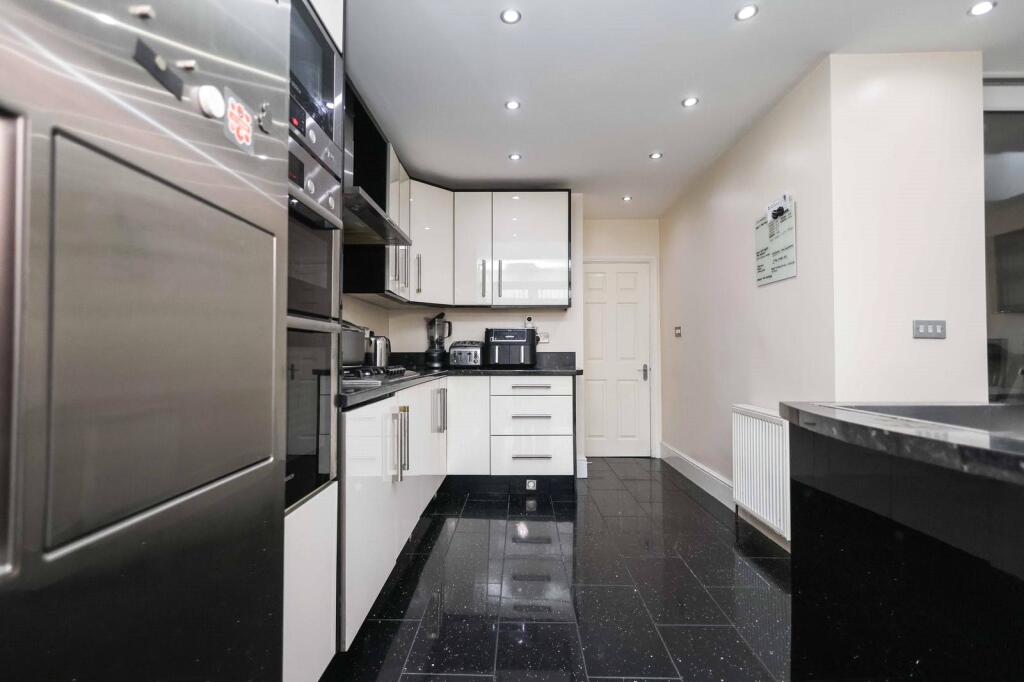 Additional image 4 of Yarningale Road, Birmingham, West Midlands, B14