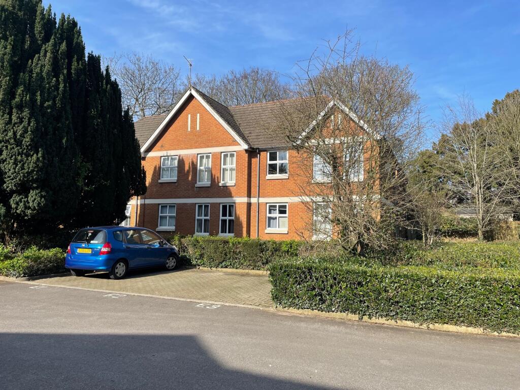 Main image of property: Regents Park Road, Southampton