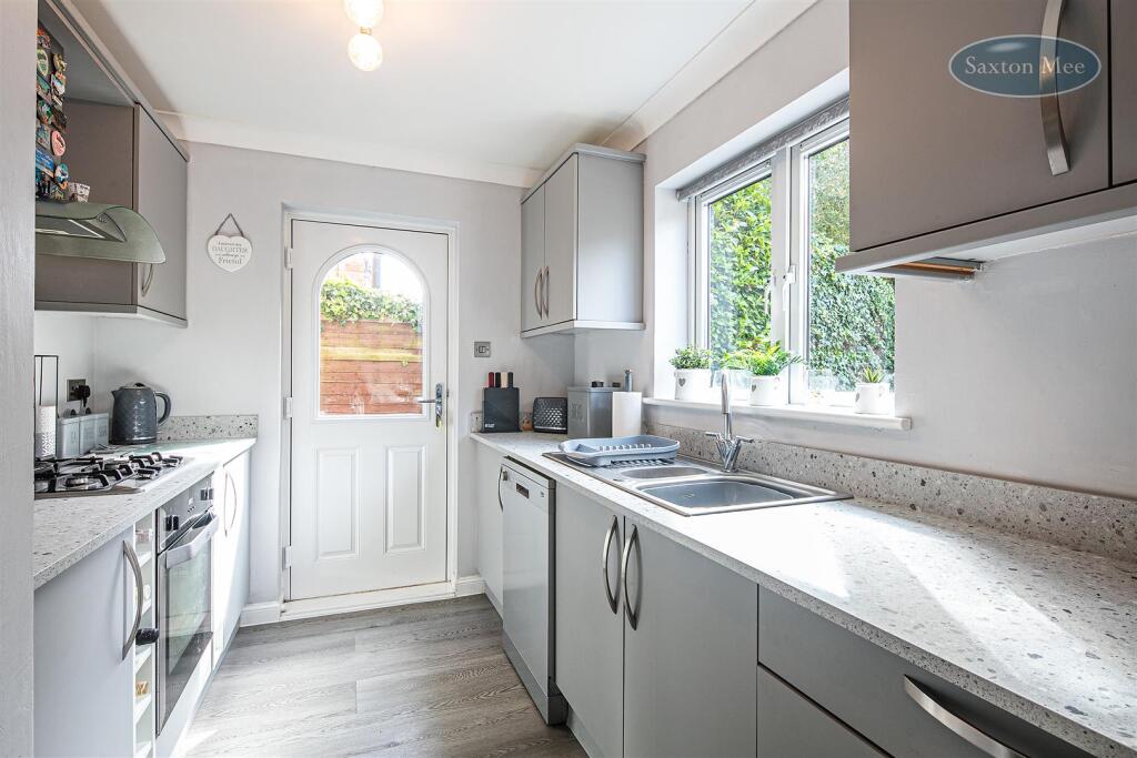 House in Sheffield, Stocksbridge - View 5
