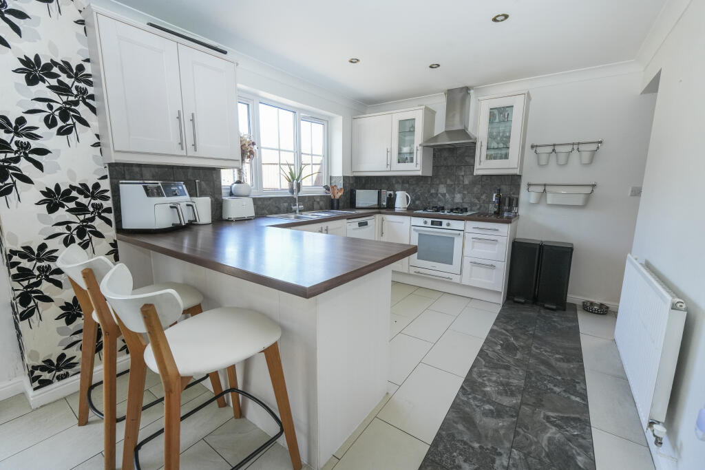 Additional image 7 of Taylor Way, Oldbury, B69