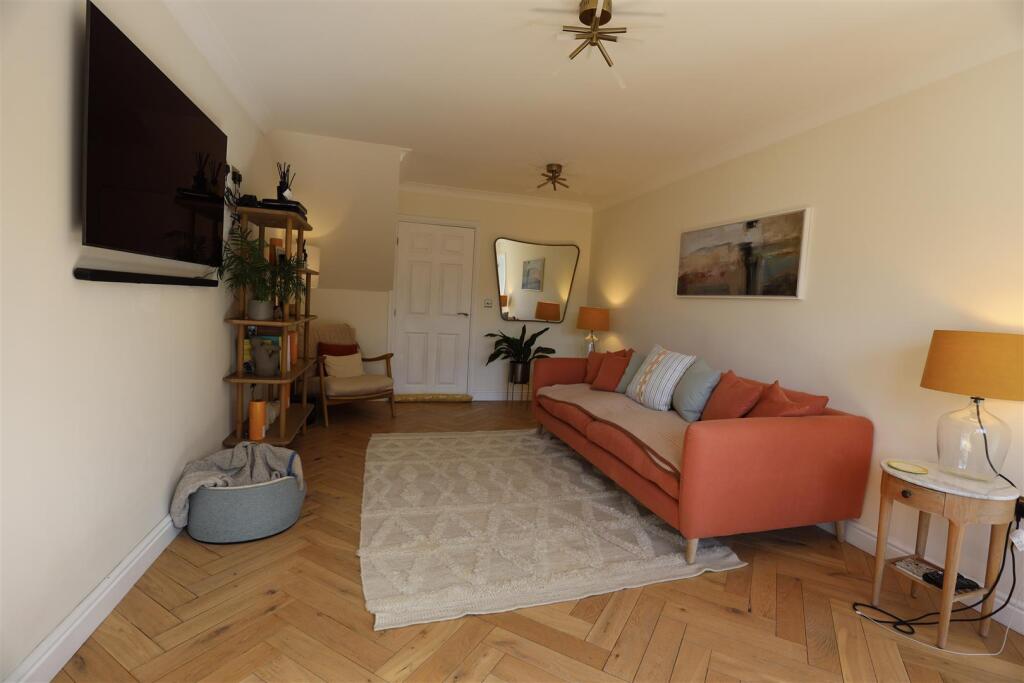 House in Rhoose, Rhoose Point - View 3