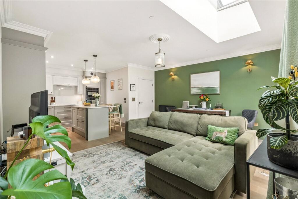 Apartment in London - View 5