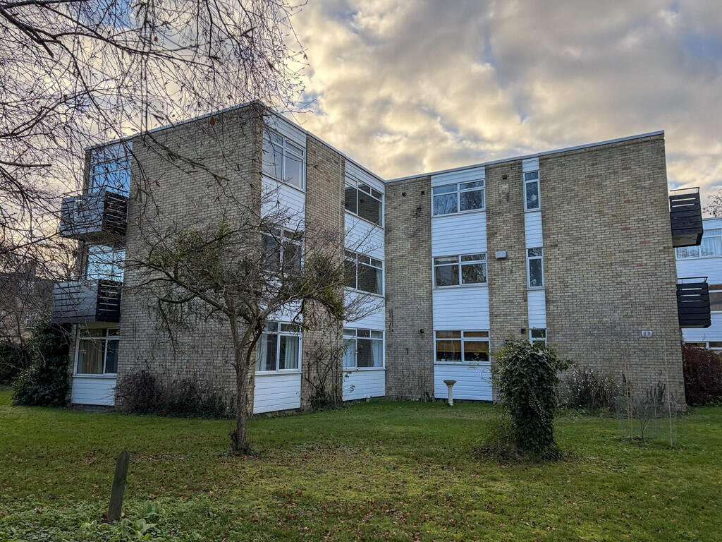 Main image of property: Chesterton Towers, Chapel Street, Cambridge