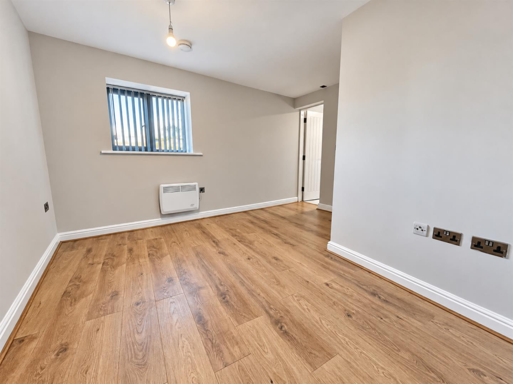 Apartment in Liverpool - View 5
