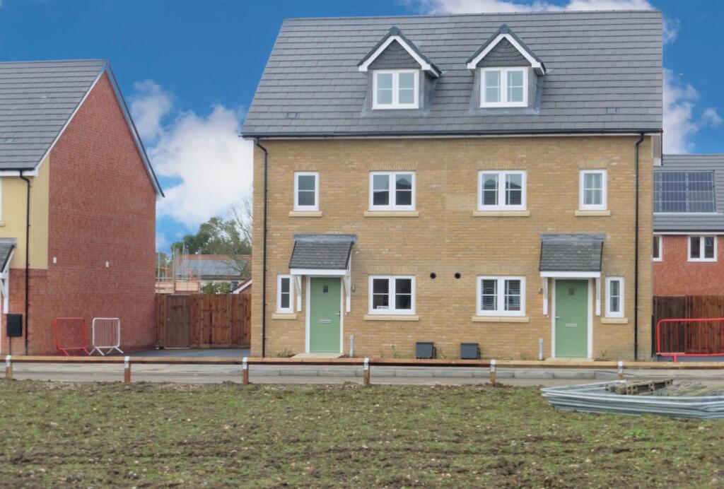 Main image of property: Buckenham Road, Attleborough