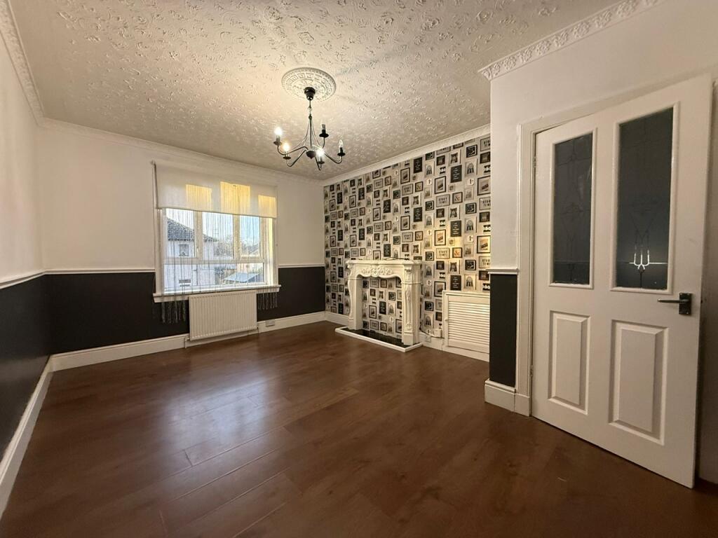 Ninians Terrace, Kilwinning, KA13 photo 3