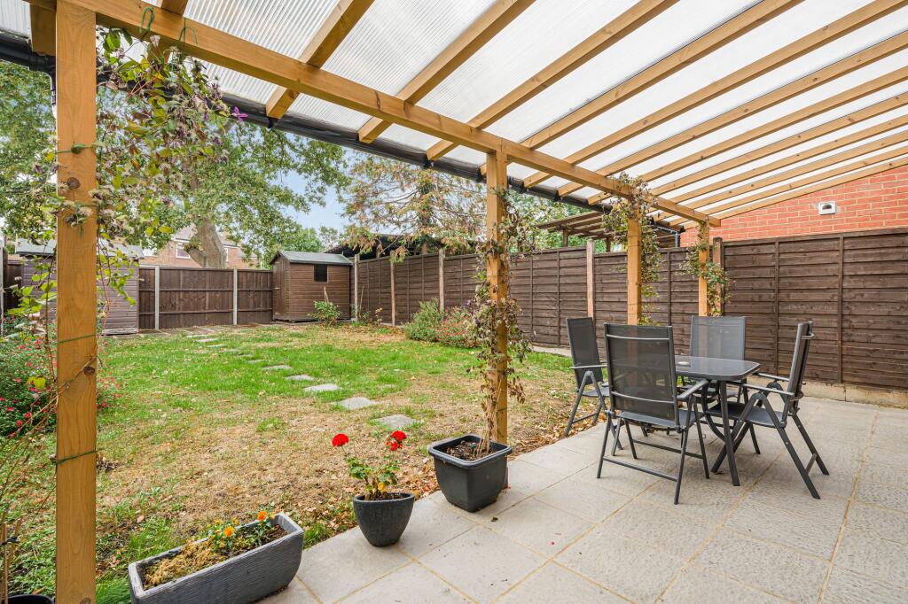 House in Twickenham - View 3