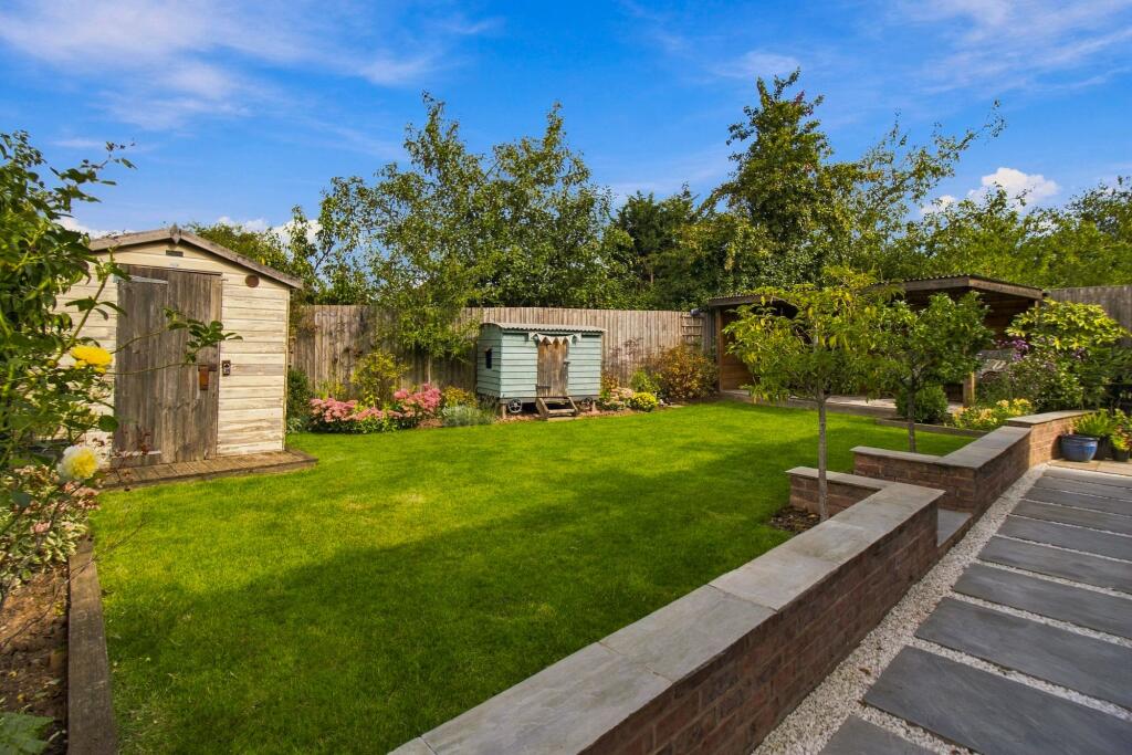 House in Worcester - View 4