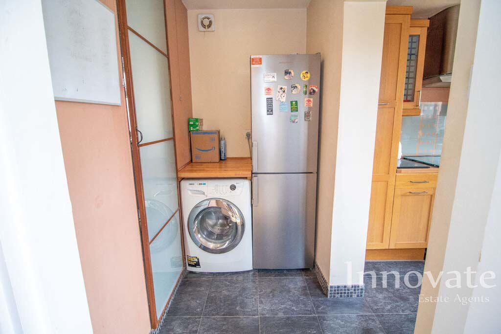 House in Sandwell, West Midlands - More