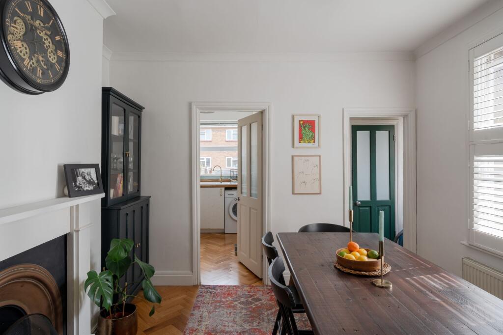 Apartment in London - View 3