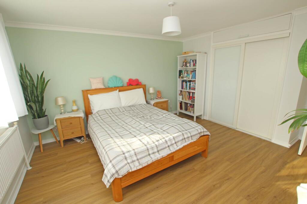 Apartment in Brighton - More