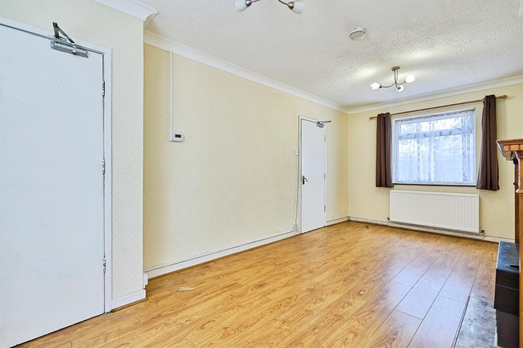 Hambletts Road, West Bromwich photo 4