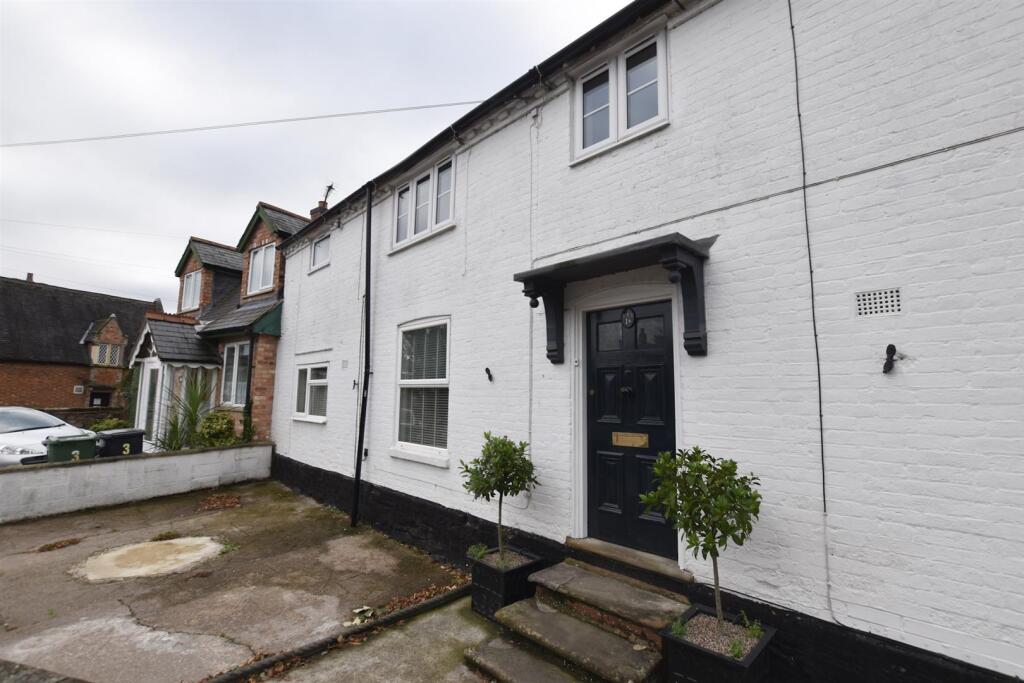 Main image of property: Cross Street, Hathern, Loughborough, LE12
