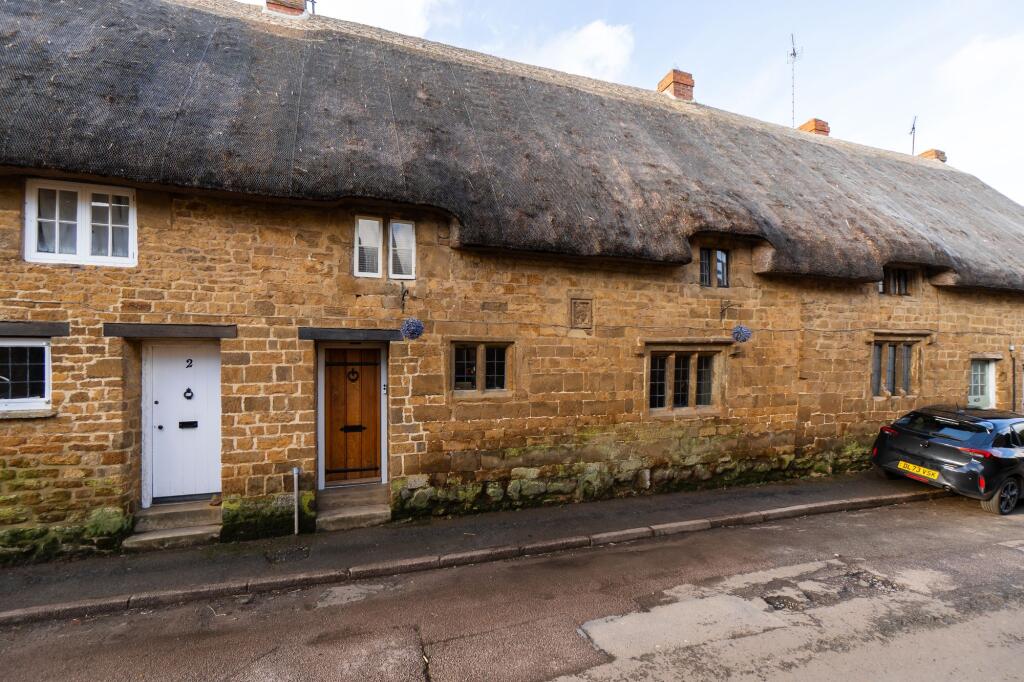 House in Cherwell, Bloxham - More