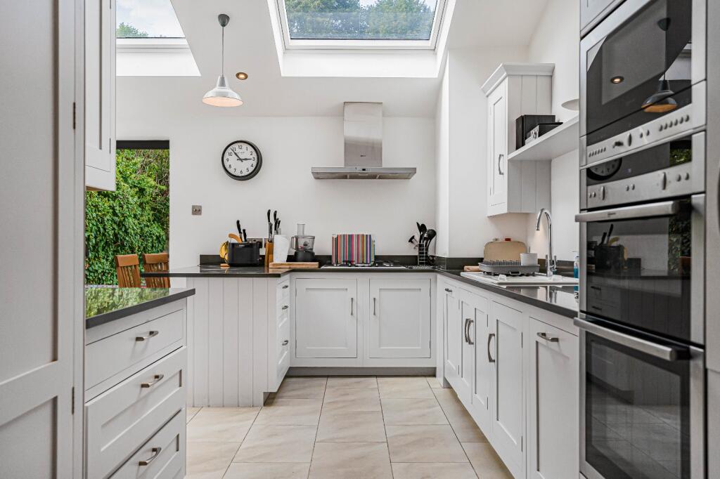 House in London - View 4