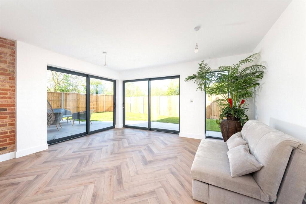 House in Haynes, Central Bedfordshire - View 5
