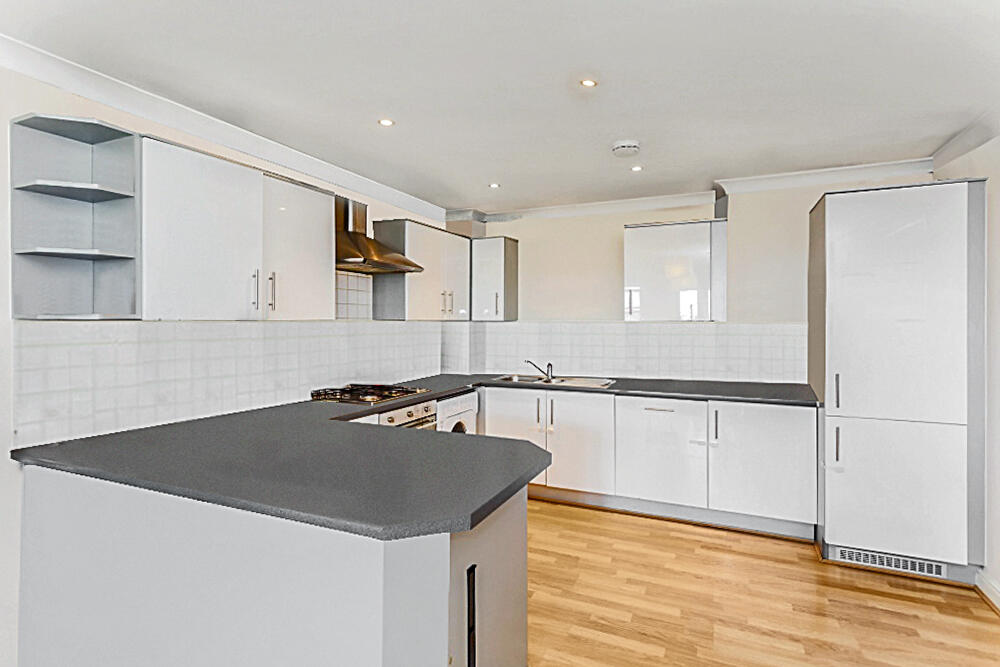 Apartment in Harrow - View 4