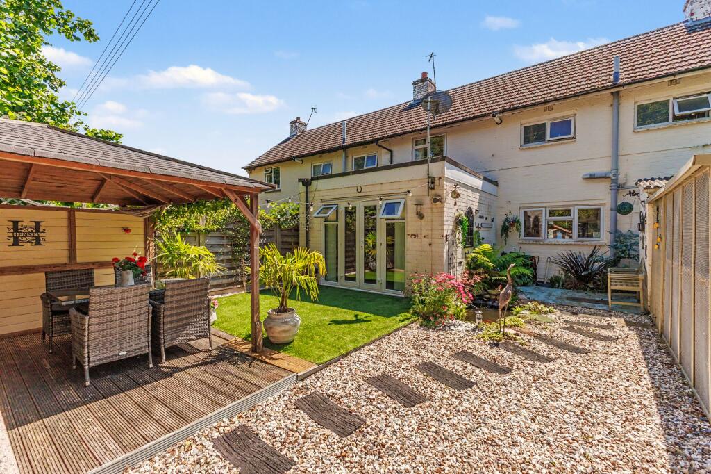 House in Stratford-on-Avon, Bidford on Avon - More