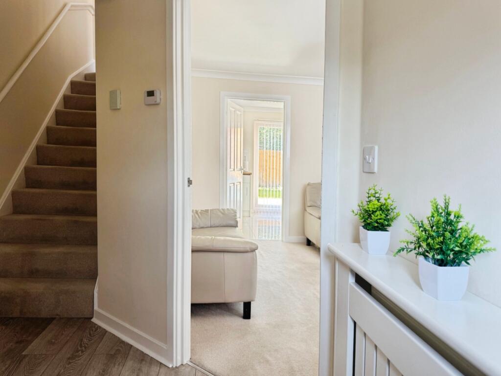 House in Llanedi - View 2