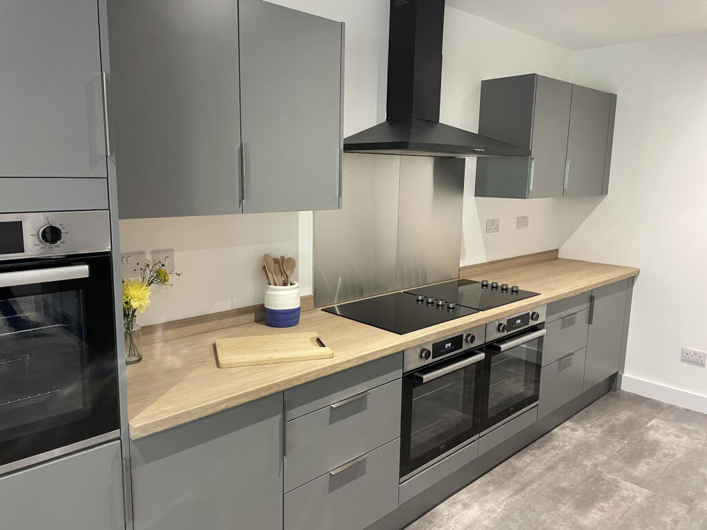 House in Charnwood, Shelthorpe - View 5