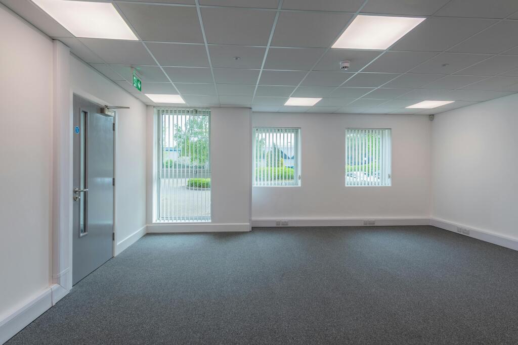 Unit 8 Westerleigh Business Park, Yate-48.jpg